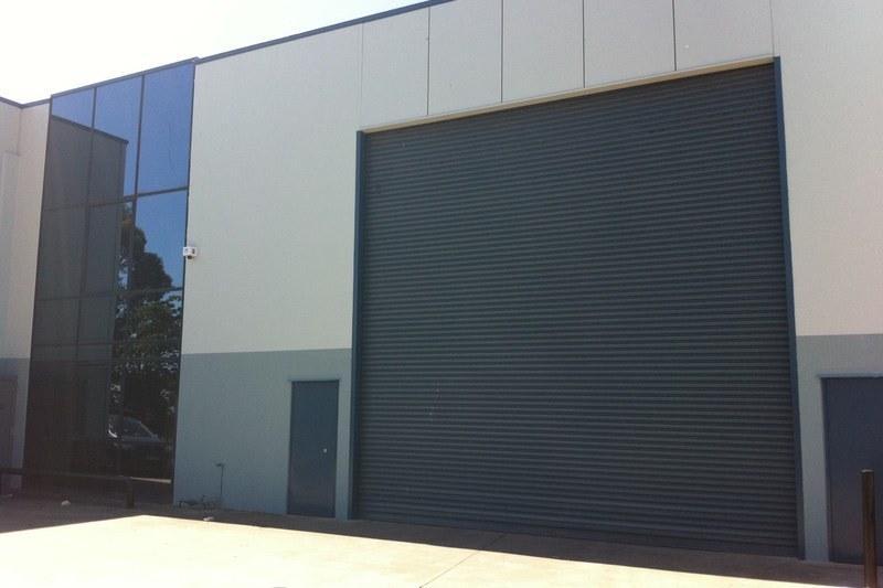 Click to view all images 2/11 Stennart Road Ingleburn NSW 2565 - Image 2