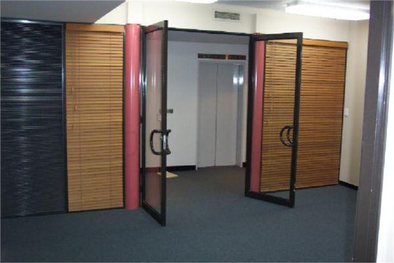 Click to view all images Penthouse Level 5 / 88 Albert Rd South Melbourne VIC 3205 - Image 1