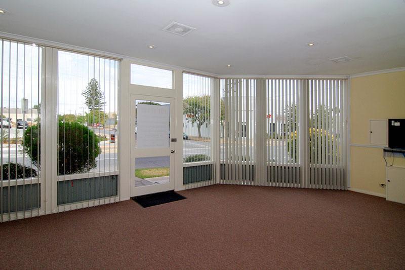 Click to view all images 13 Weaver Street Edwardstown SA 5039 - Image 2