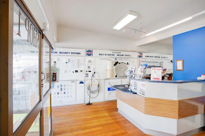 Click to view all images 205 Main Street Lilydale VIC 3140 - Image 2