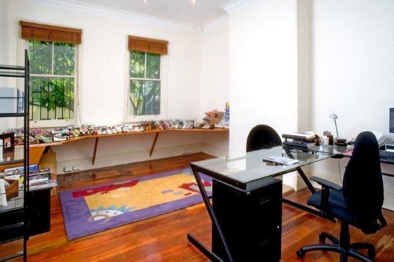 Click to view all images 111 Riley Street Darlinghurst NSW 2010 - Image 2