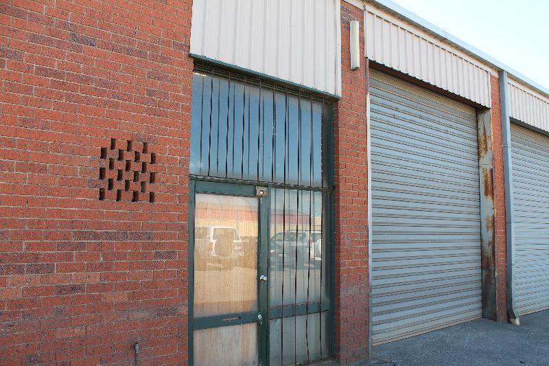 Click to view all images Unit 4/41-43 Sinclair Road Dandenong VIC 3175 - Image 1