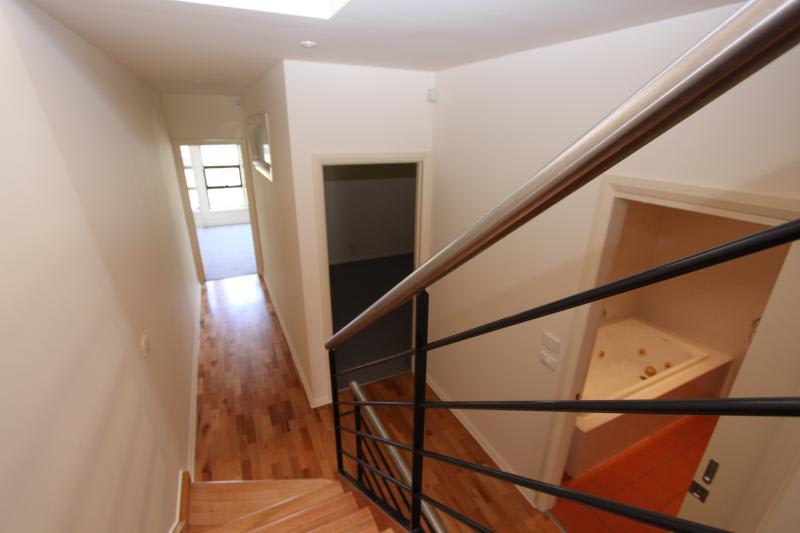 Click to view all images 199 Moray Street South Melbourne VIC 3205 - Image 3