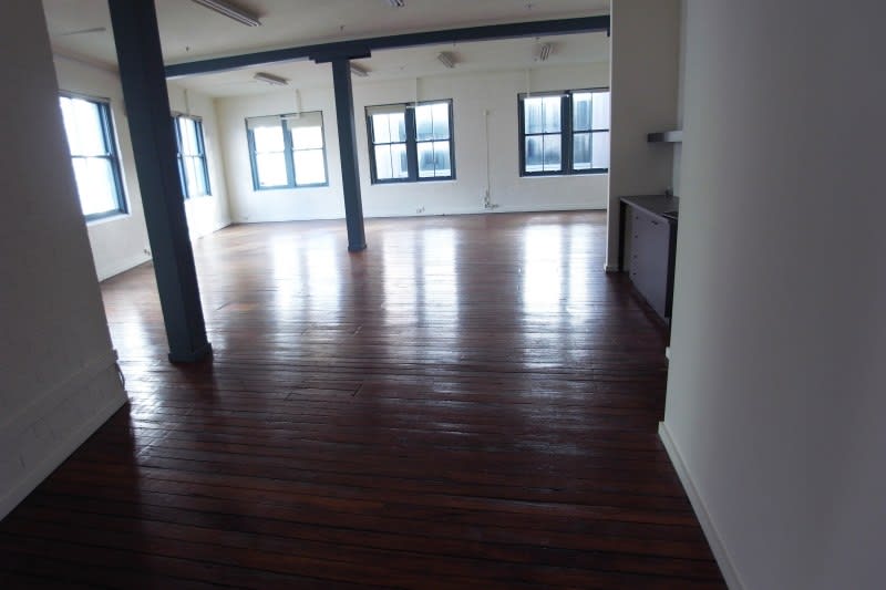 Click to view all images Suite 5/13-15 Smail Street Ultimo NSW 2007 - Image 3
