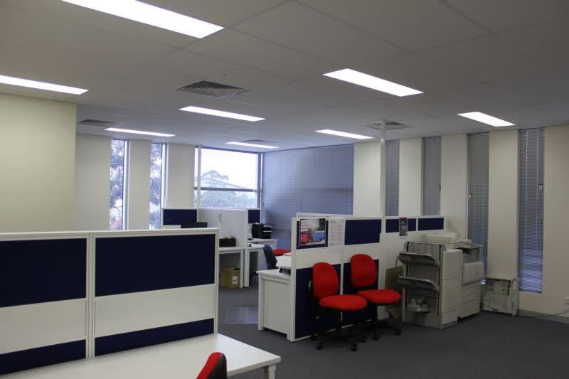 Click to view all images 2/195 Chesterville Road Moorabbin VIC 3189 - Image 3