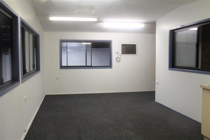 Click to view all images 1/5 Endeavour Road Caringbah NSW 2229 - Image 2