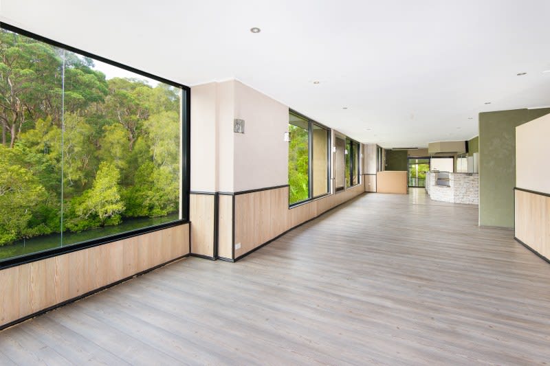 Click to view all images 213 Delhi Road Chatswood NSW 2067 - Image 2