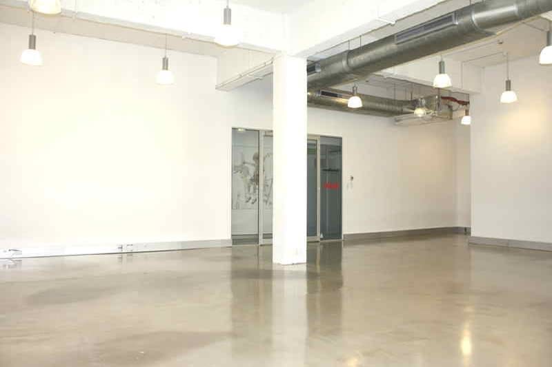Click to view all images Suite 308 19a Boundary Street Rushcutters Bay NSW 2011 - Image 1