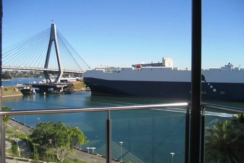 Click to view all images 56 Bowman Street- The Cooperage Warehouse Pyrmont NSW 2009 - Image 2