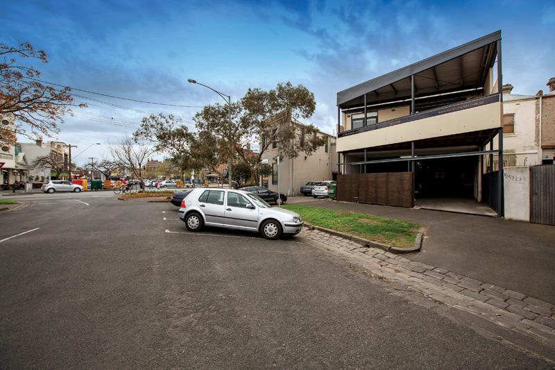 Click to view all images 119 Bridport Street Albert Park VIC 3206 - Image 3