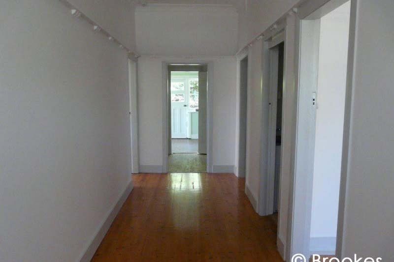 Click to view all images Sutherland NSW 2232 - Image 3