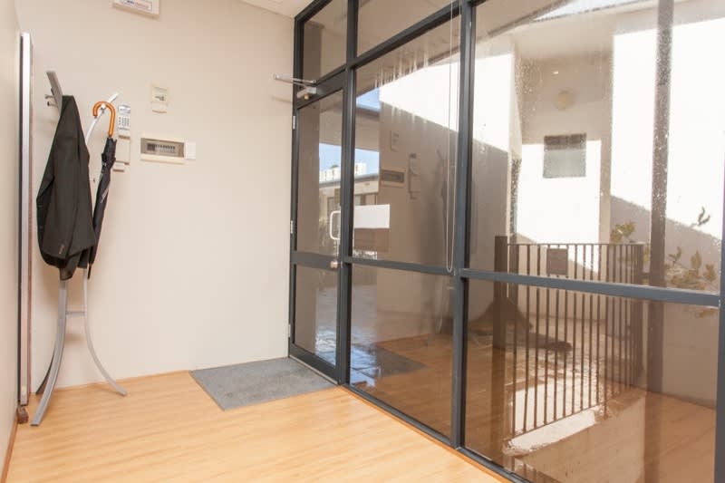 Click to view all images 22/589 Stirling Highway Cottesloe WA 6011 - Image 2