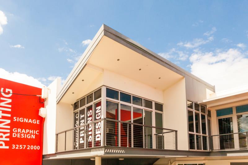 Click to view all images Newstead QLD 4006 - Image 2