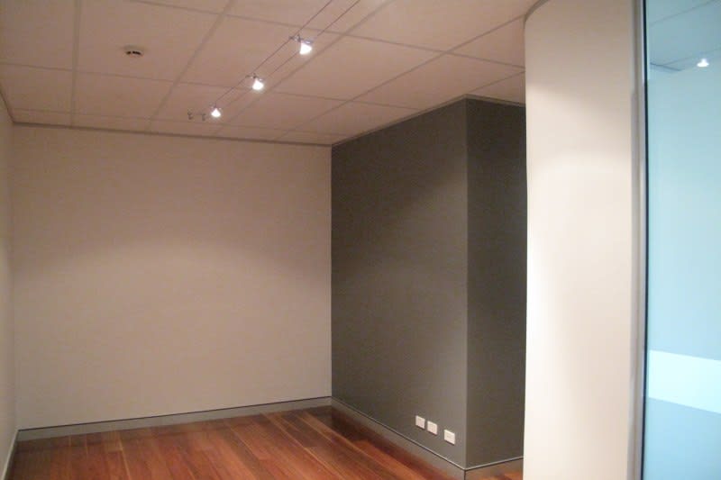 Click to view all images 105/282 Oxford Street Bondi Junction NSW 2022 - Image 2
