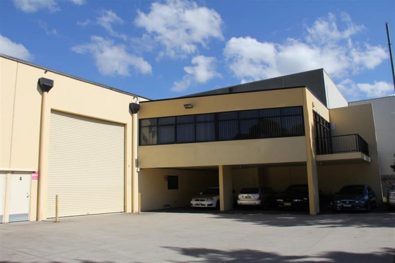 Click to view all images Caringbah NSW 2229 - Image 1
