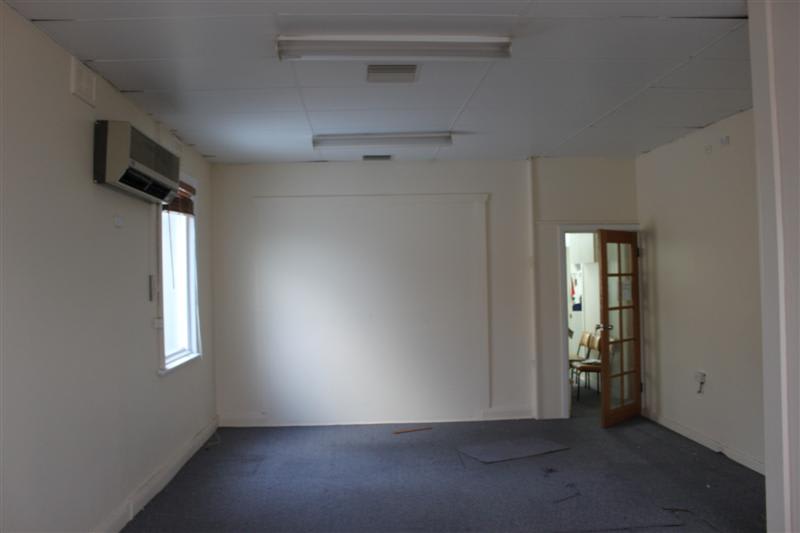 Click to view all images 32 Ormonde Parade Hurstville NSW 2220 - Image 2