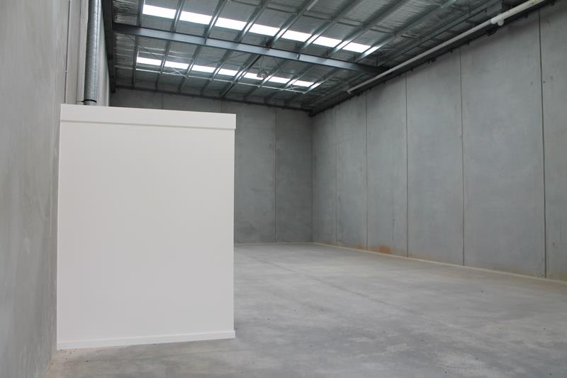 Click to view all images Unit 10/191-195 Greens Road Dandenong VIC 3175 - Image 2