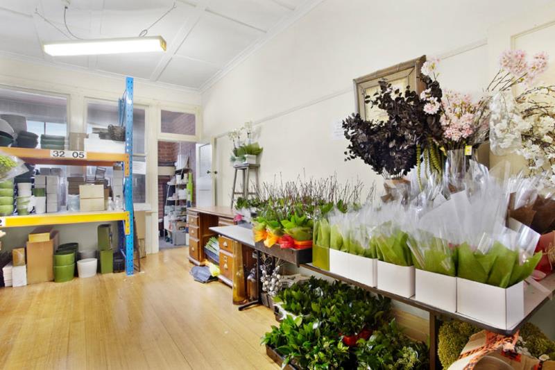 Click to view all images 326A Carlisle Street Balaclava VIC 3183 - Image 3