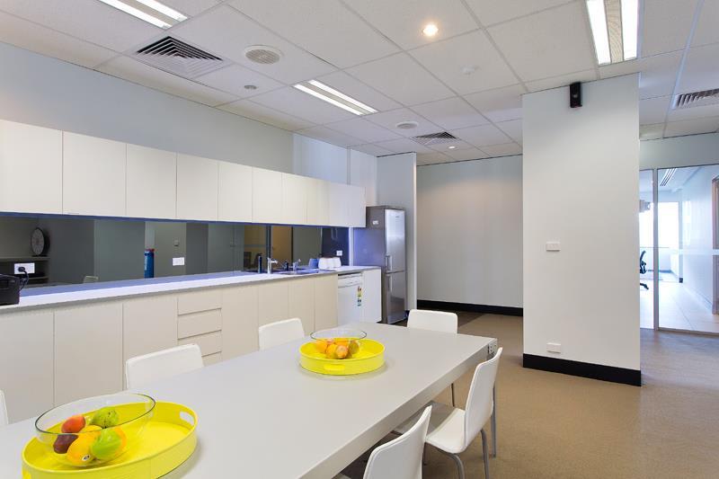 Click to view all images 100 Albert Road South Melbourne VIC 3205 - Image 3