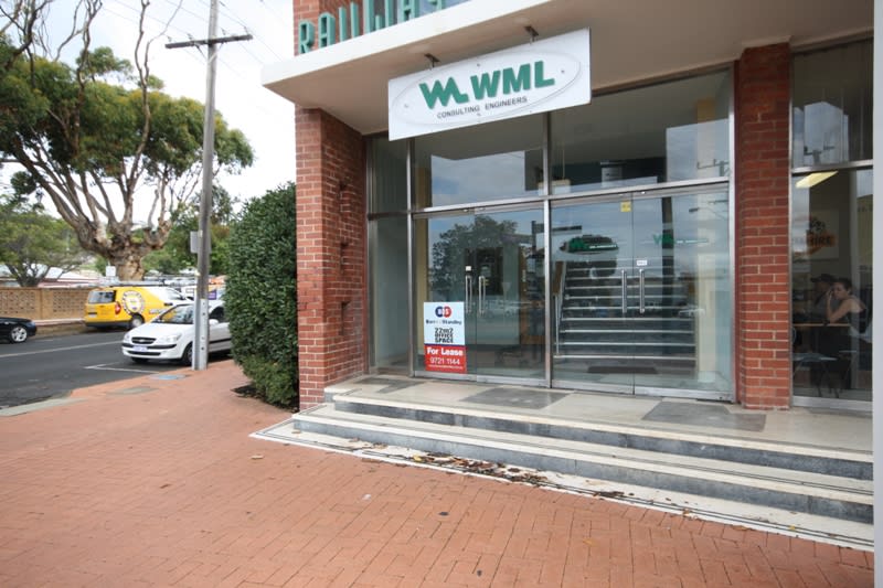 Click to view all images 3A/62 Wittenoom Street Bunbury WA 6230 - Image 1