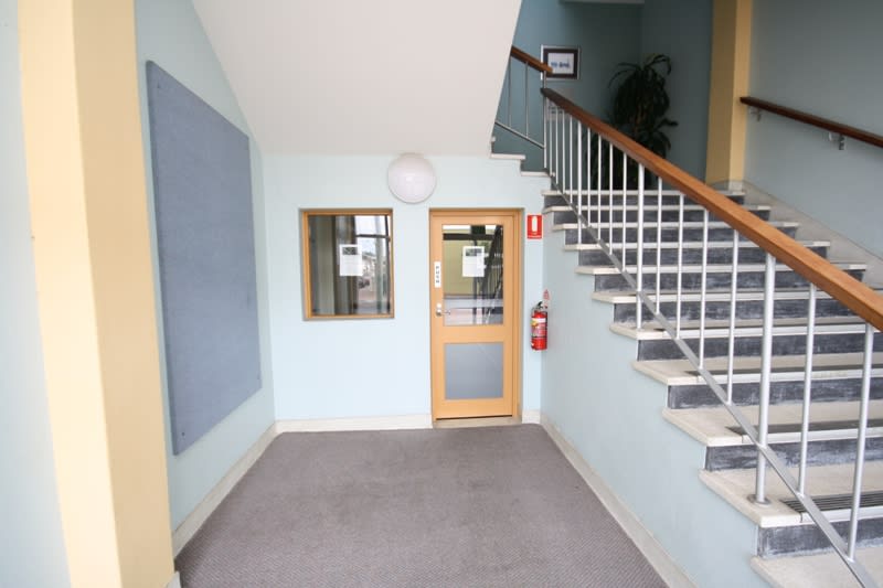 Click to view all images 3A/62 Wittenoom Street Bunbury WA 6230 - Image 3