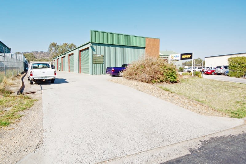 Click to view all images 1/1 Chisholm Court Wodonga VIC 3690 - Image 1