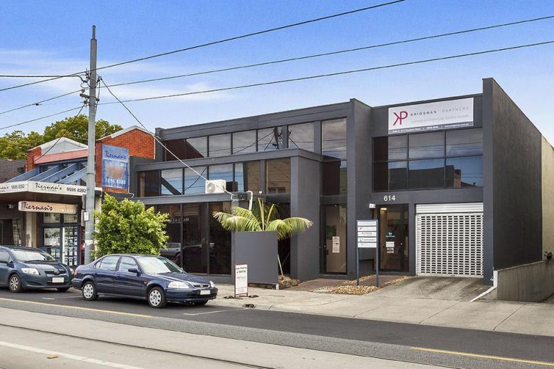 Click to view all images 5/614 Hawthorn Road Brighton East VIC 3187 - Image 2
