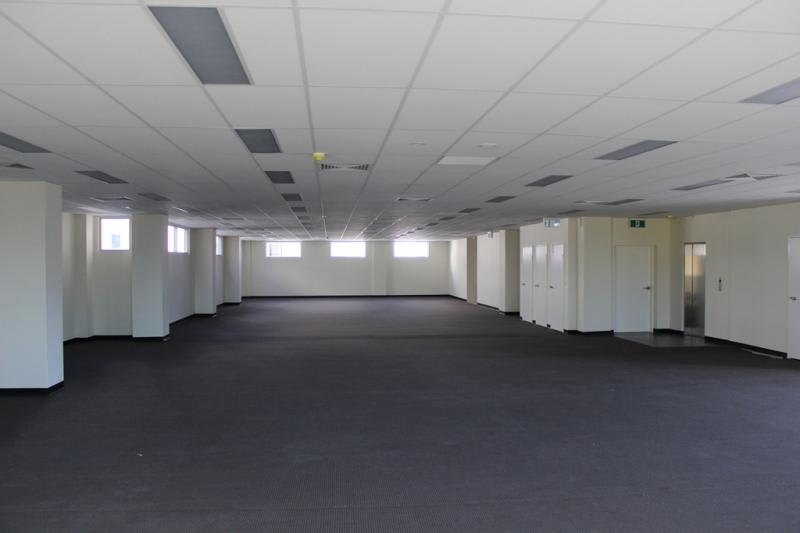Click to view all images 325 Crown St Wollongong NSW 2500 - Image 2