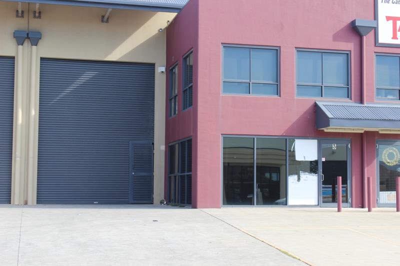 Click to view all images 3/23 Durgadin Dr Albion Park Rail NSW 2527 - Image 1