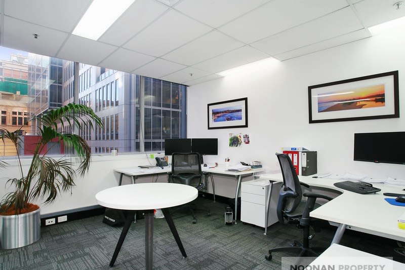 32/88 Pitt Street Sydney NSW 2000 - Image 3