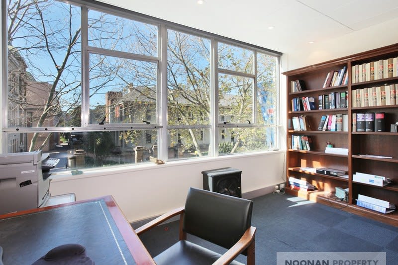 Click to view all images 101/229 Macquarie Street Sydney NSW 2000 - Image 1