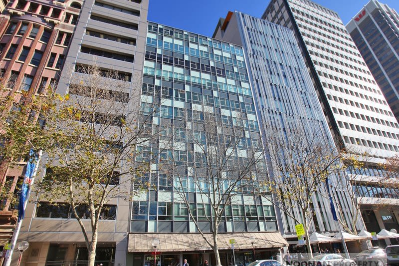 Click to view all images 708/229 Macquarie Street Sydney NSW 2000 - Image 1