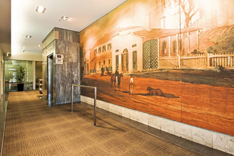 Click to view all images 708/229 Macquarie Street Sydney NSW 2000 - Image 3