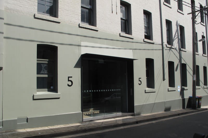 Click to view all images 01/5 Queen Street Chippendale NSW 2008 - Image 2