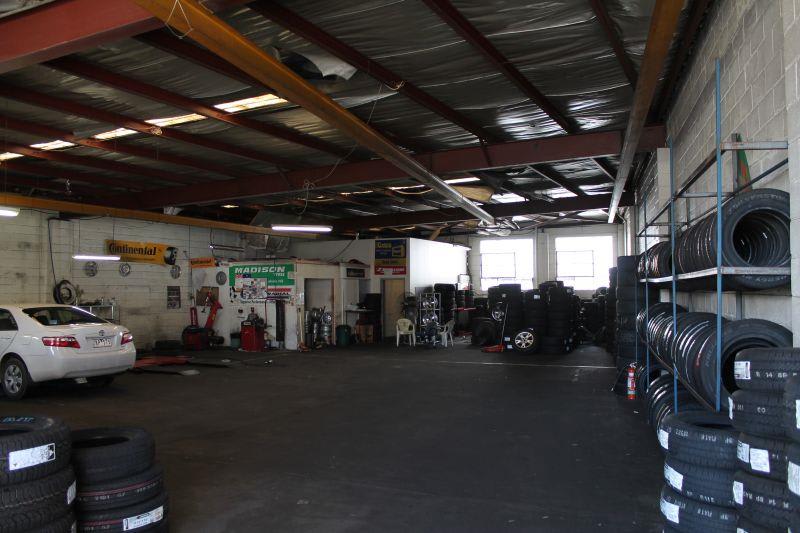 Click to view all images 25 Hammond Road Dandenong VIC 3175 - Image 3