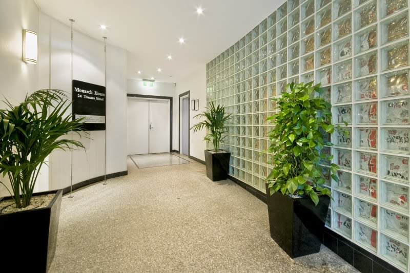 Click to view all images 24 Thomas Street Chatswood NSW 2067 - Image 2