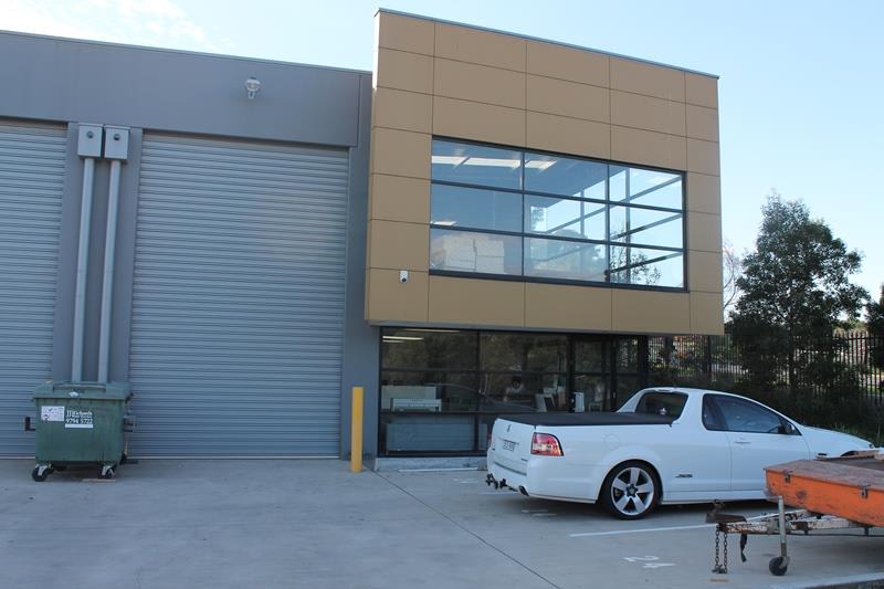 Click to view all images 24/25 Conquest Way Hallam VIC 3803 - Image 1