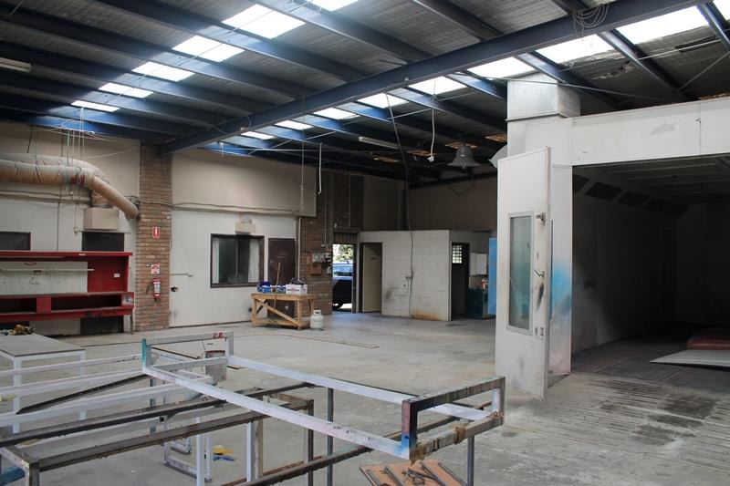 Click to view all images 116 Hammond Road Dandenong VIC 3175 - Image 3