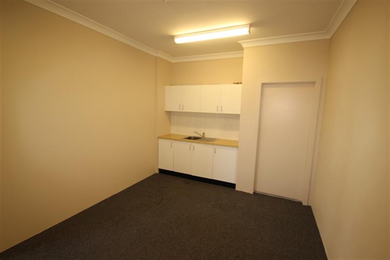 Click to view all images 1/160-162 Princes Hwy Dapto NSW 2530 - Image 2