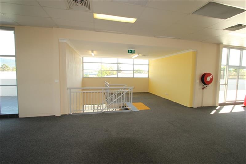 Click to view all images 1/160-162 Princes Hwy Dapto NSW 2530 - Image 3