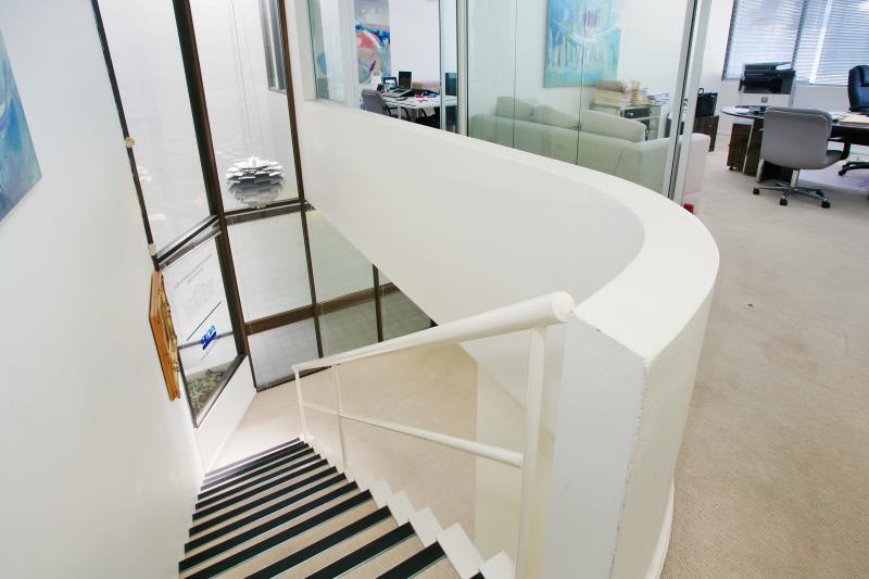 Click to view all images 134 Military Road Neutral Bay NSW 2089 - Image 3