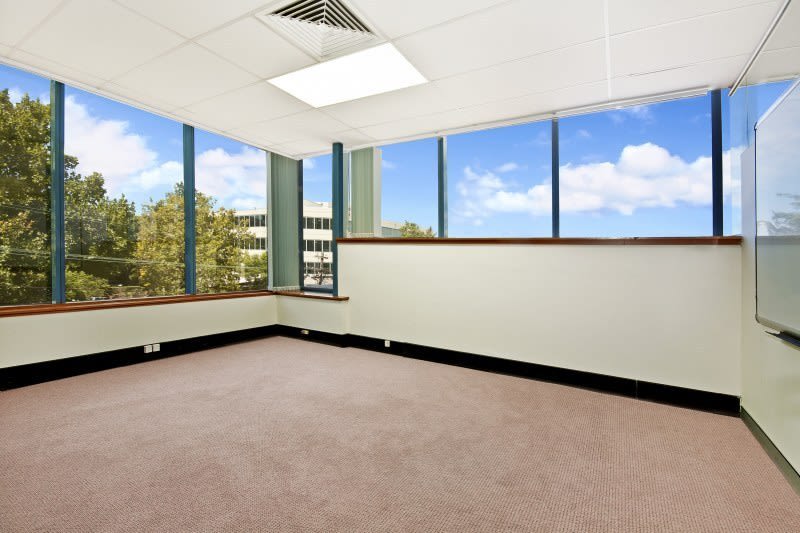Click to view all images 15 Bridge Street Pymble NSW 2073 - Image 2