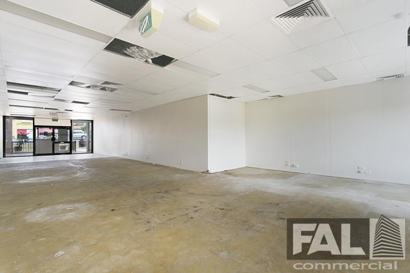 Click to view all images Shop 3/4 Merlin Terrace Kenmore QLD 4069 - Image 2