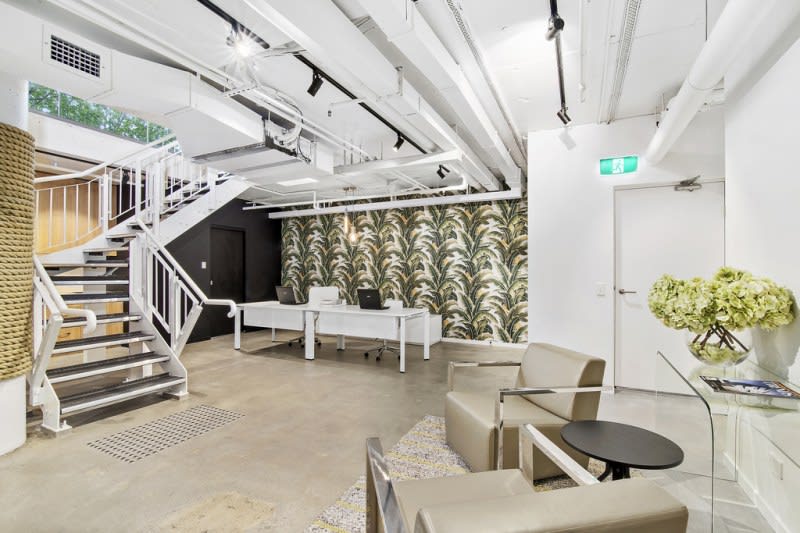 Click to view all images 2/68 Sir John Young Crescent Darlinghurst NSW 2010 - Image 1