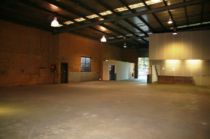 9 Crissane Road Heidelberg West VIC 3081 - Image 2