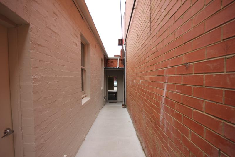Click to view all images 78 Whitehorse Road Deepdene VIC 3103 - Image 3