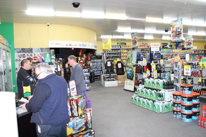 Click to view all images 88-90 Princes Highway Pakenham VIC 3810 - Image 3