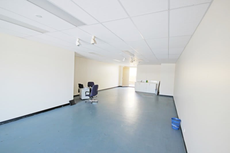 Click to view all images Shop 3/39 Peel Street North Melbourne VIC 3051 - Image 3