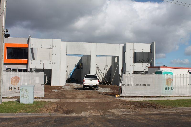 Click to view all images Unit 1/237 Princes Highway Hallam VIC 3803 - Image 2