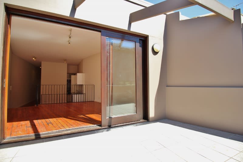 Click to view all images 1/96 Fitzroy Street Surry Hills NSW 2010 - Image 3